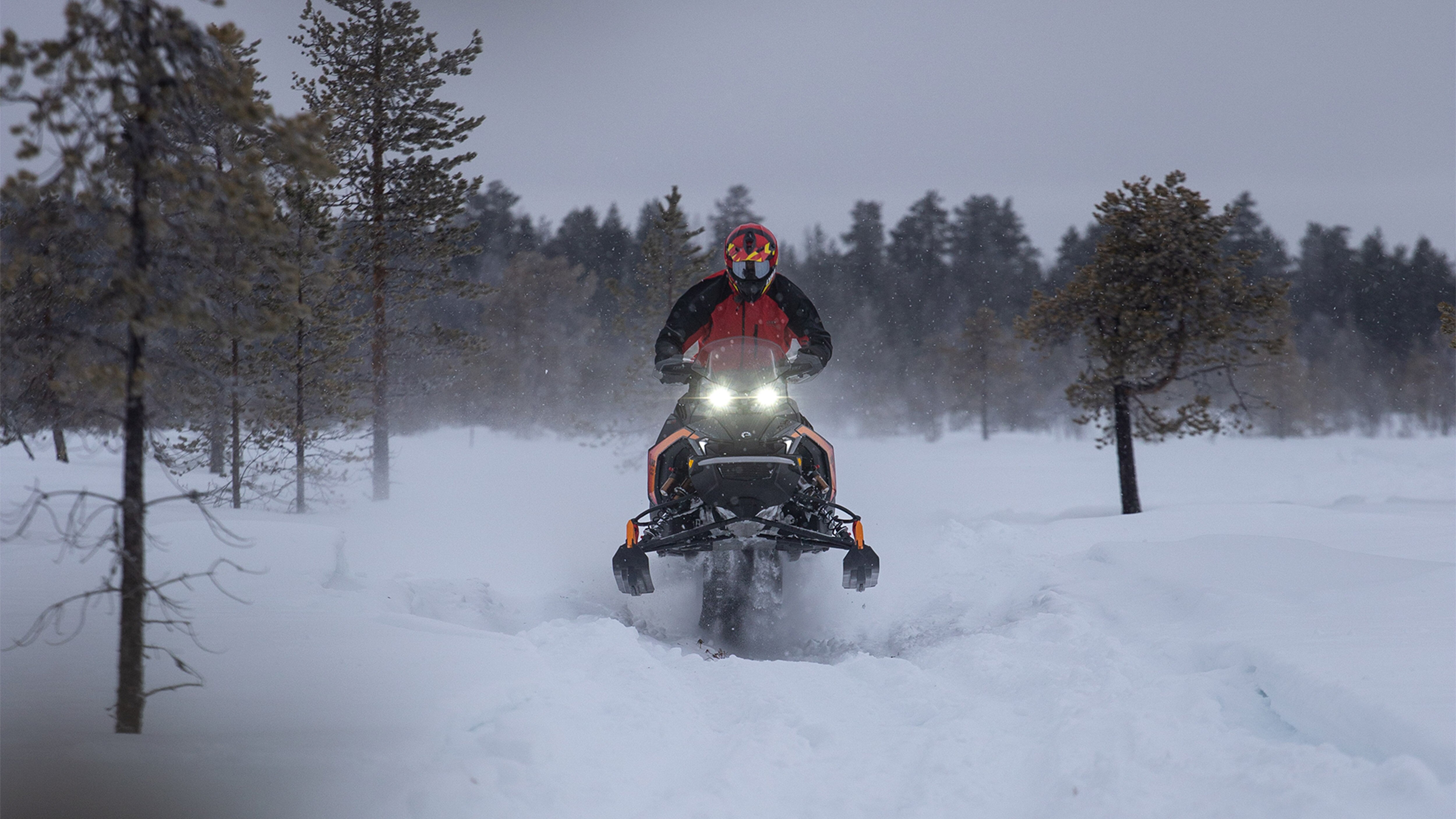 Lynx Rave GLS on trail