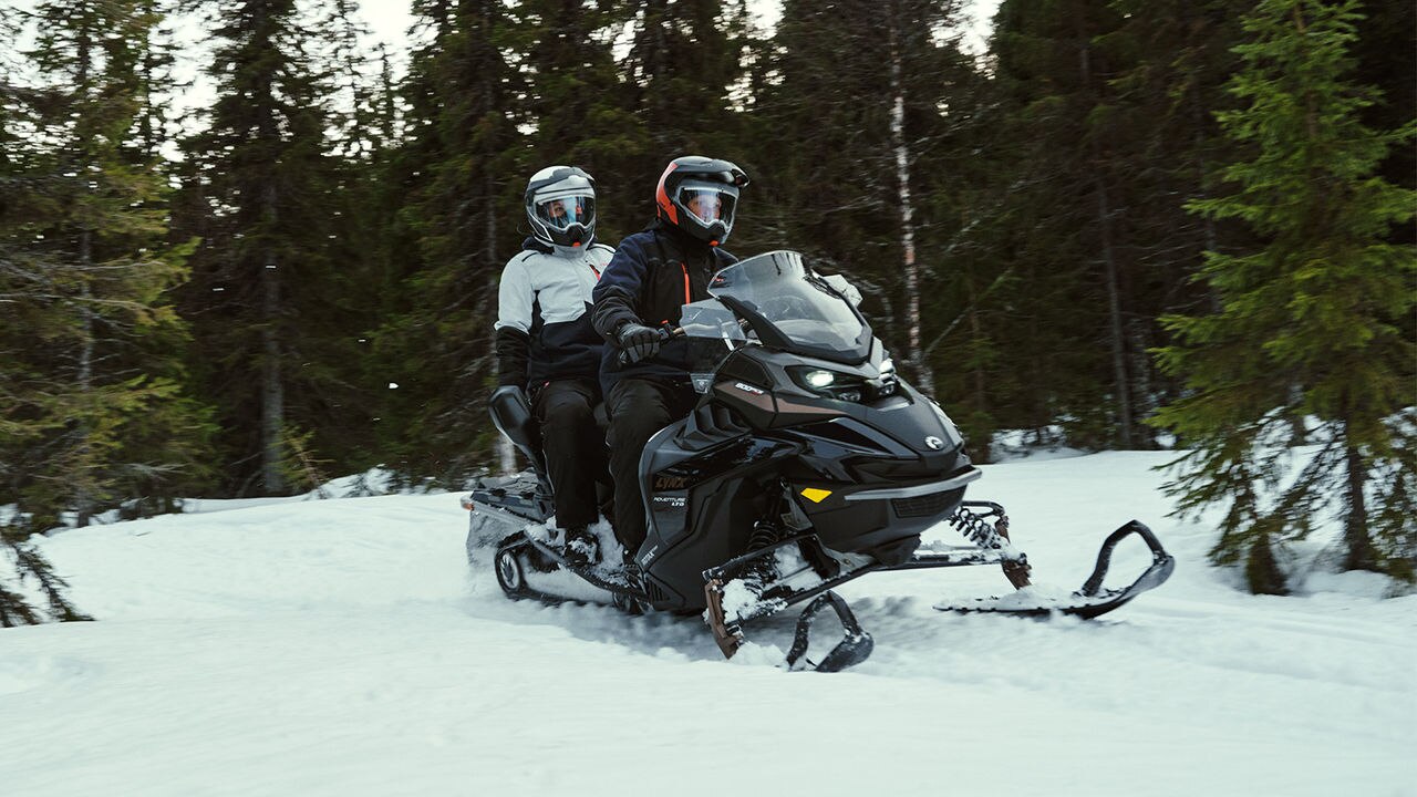 2025 Lynx Adventure Trail Snowmobile